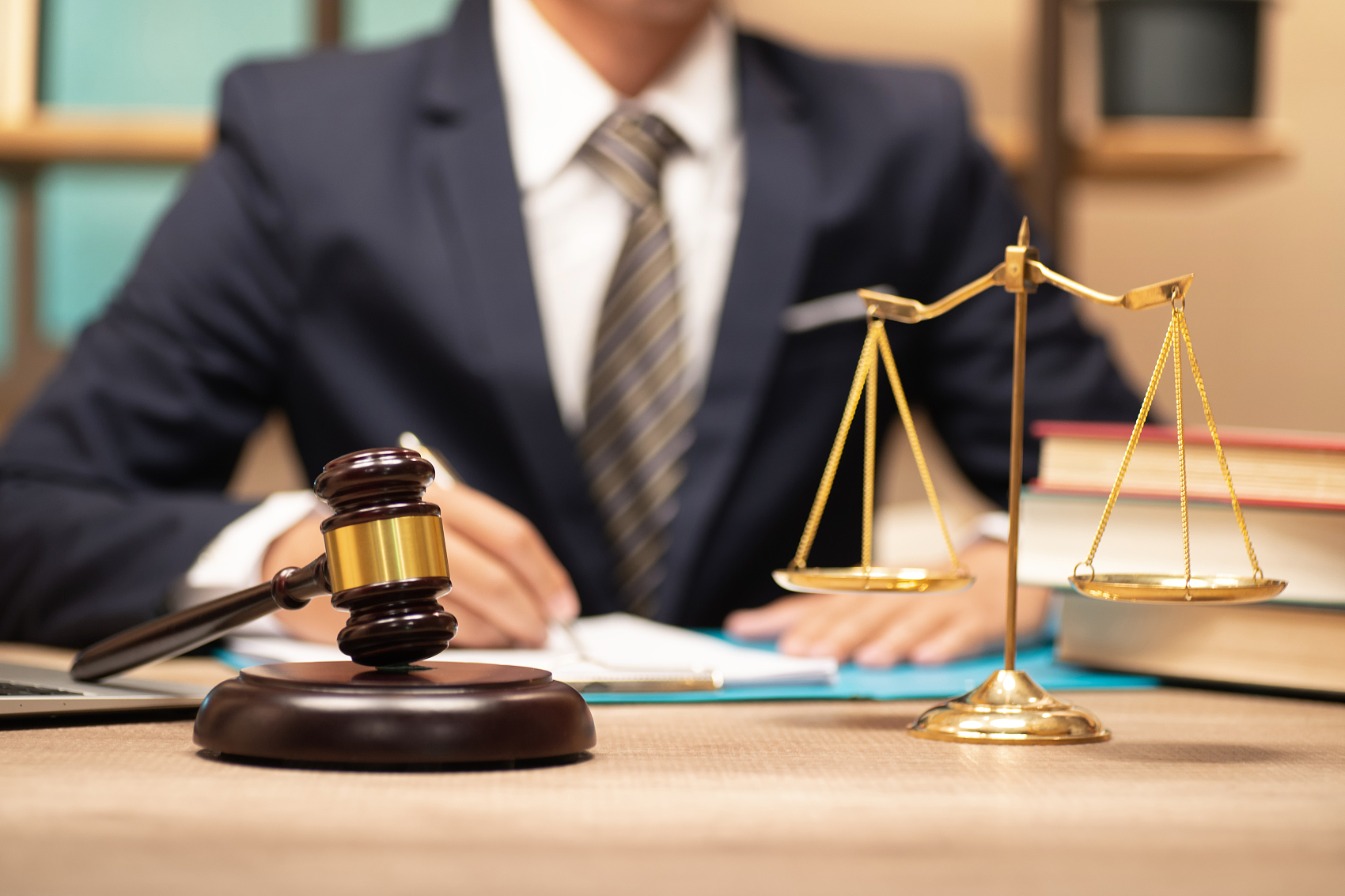 执行程序中债权转让协议审查：突破唯形式局限，探寻适度实质审查之径